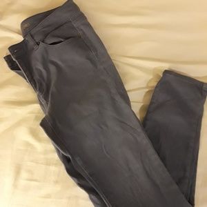 EUC Michael Kors medium blue jeans size 6